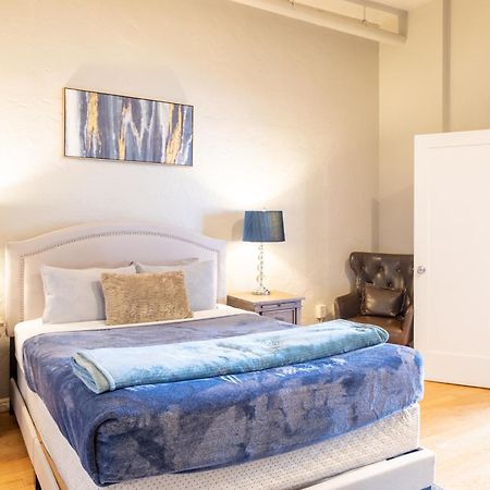 فندق Greely Gaslamp - Loft W Parking & 3 Beds #402 سان دييغو المظهر الخارجي الصورة
