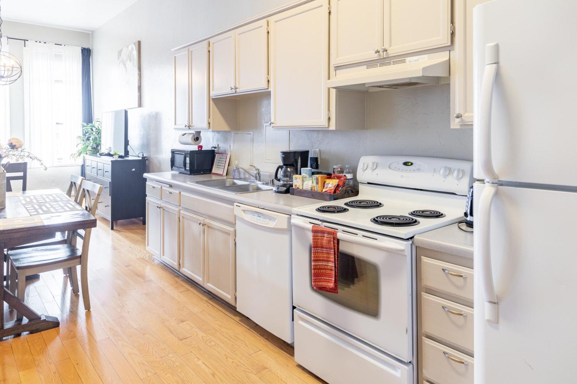 فندق Greely Gaslamp - Loft W Parking & 3 Beds #402 سان دييغو المظهر الخارجي الصورة